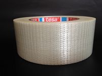 tesa® PRZEZROCZYSTA TAŚMA NAPRAWCZA WZMACNIANA WŁÓKNEM SZKLANYM 50 mm x 50 m