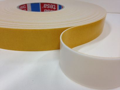 tesa® 4957 TAŚMA DWUSTRONNA PIANKA 25mmx25m BIAŁA