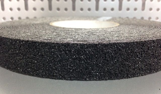 TAŚMA ANTYPOŚLIZGOWA 25mm x 18m BARDZO GRUBE ZIARNO CZARNA