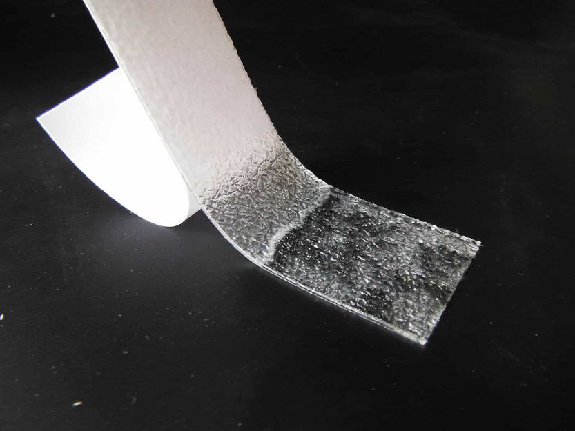 TAŚMA ANTYPOŚLIZGOWA 25mmx18,3m BASENOWA PRZEZROCZYSTA (CLEAR)